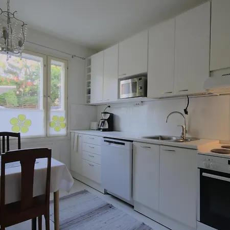 Casa Kaisa,cozy One-bedroom Apartment, Free Parking Lägenhet *